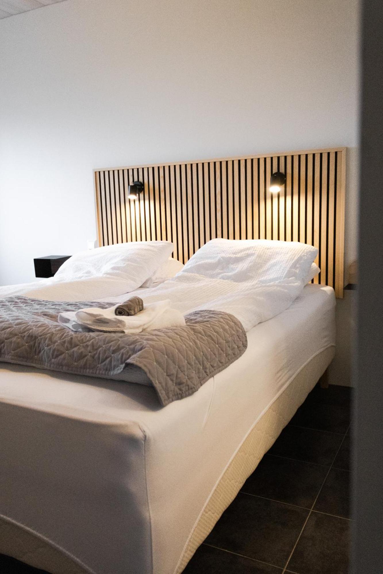 Urdartindur Guesthouse And Cottages Northurfjorthur Номер фото
