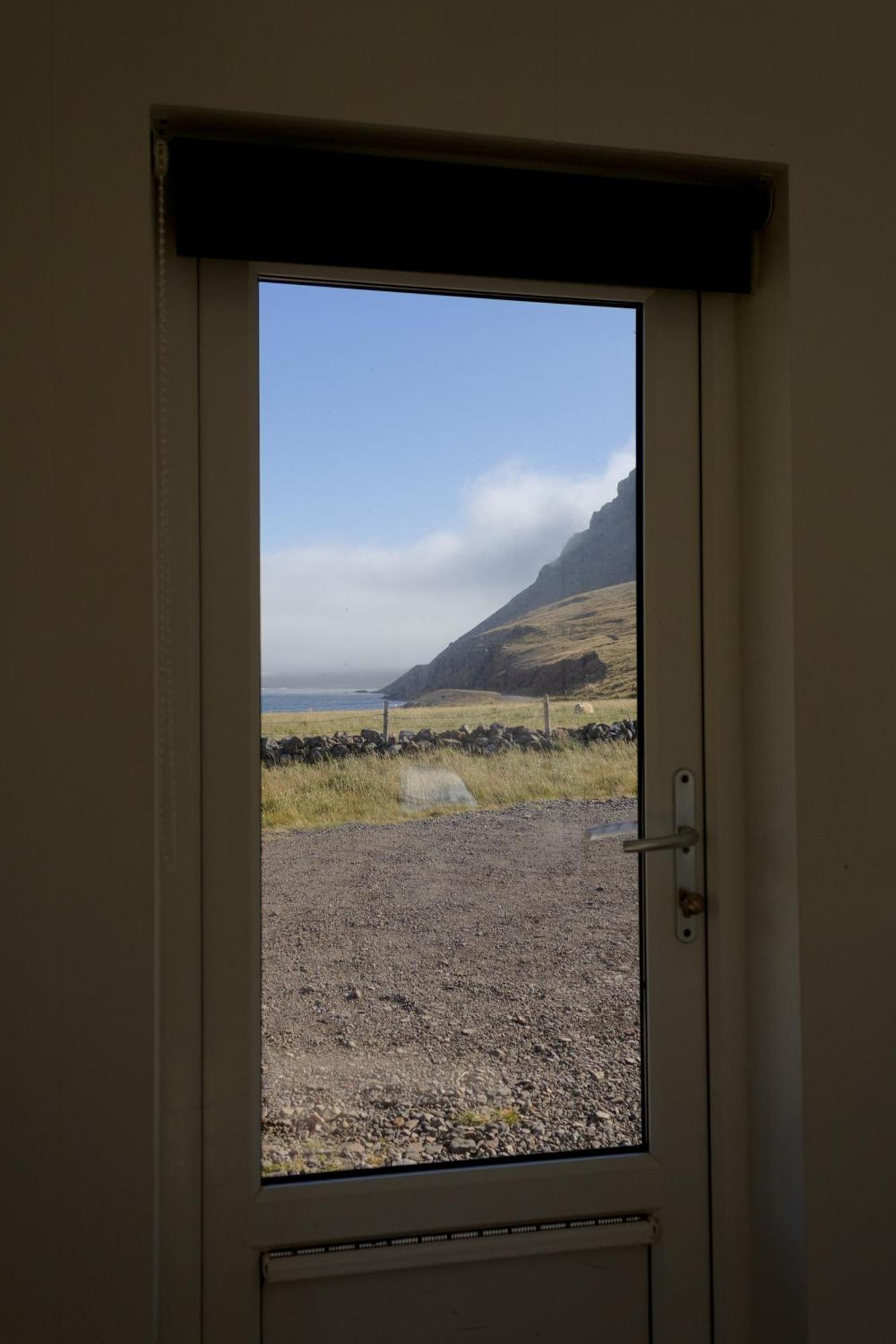 Urdartindur Guesthouse And Cottages Northurfjorthur Номер фото